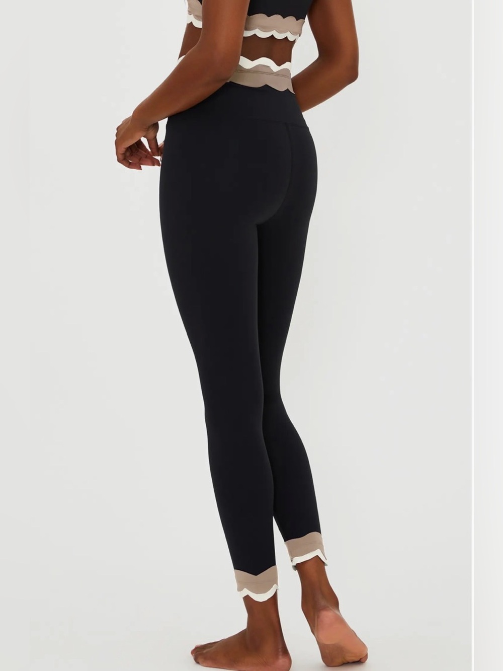 Beach Riot Stacy Scallop Colorblock Rib Leggings - Picture 2 of 6